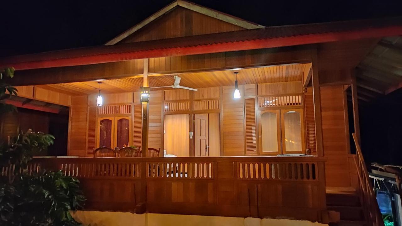 Bunaken Villa Queen'S Dive Manado Exteriér fotografie