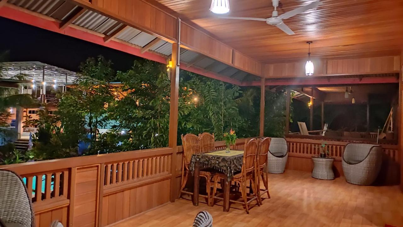 Bunaken Villa Queen'S Dive Manado Exteriér fotografie